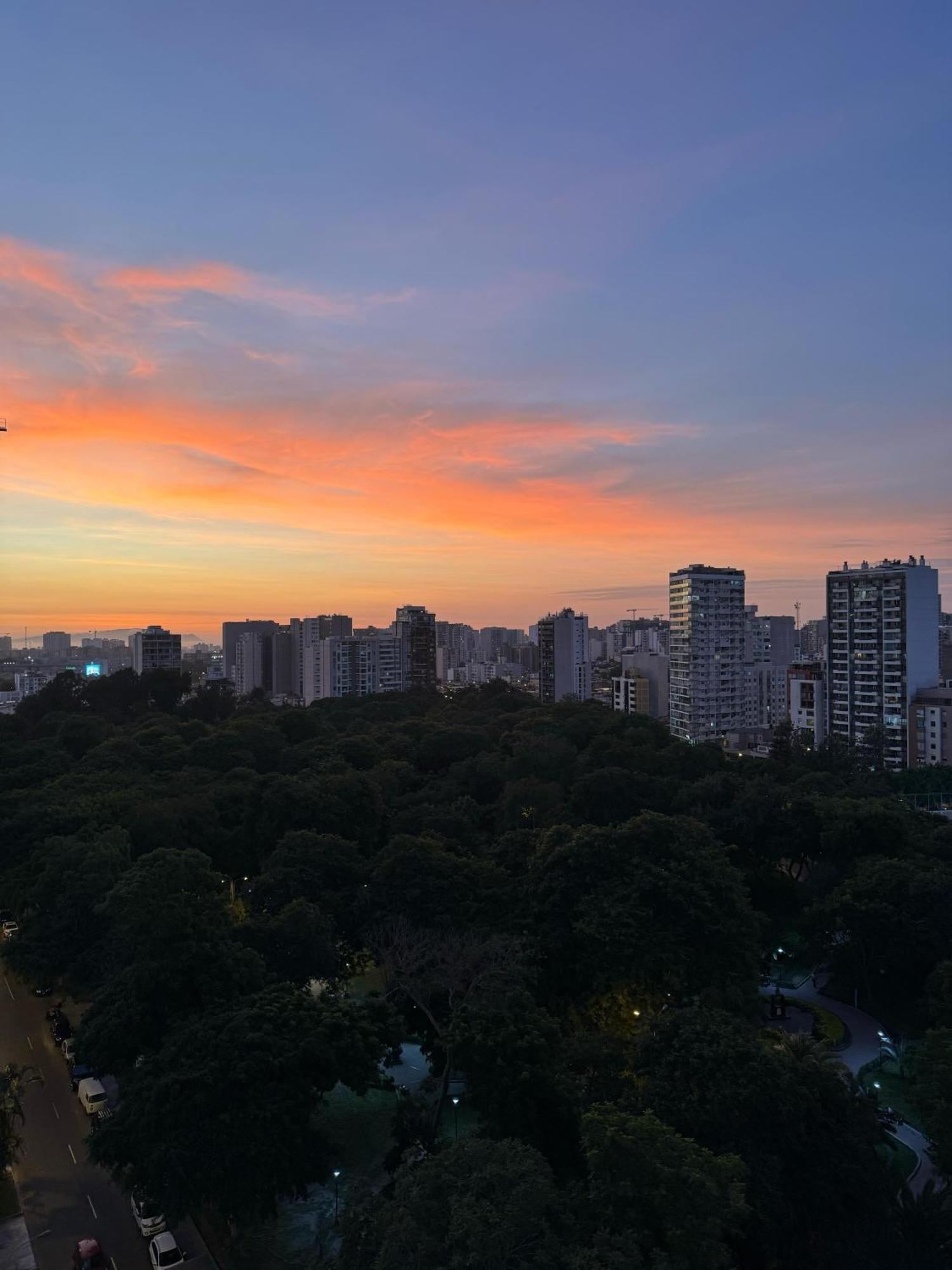 Homestay Park Cast Lima